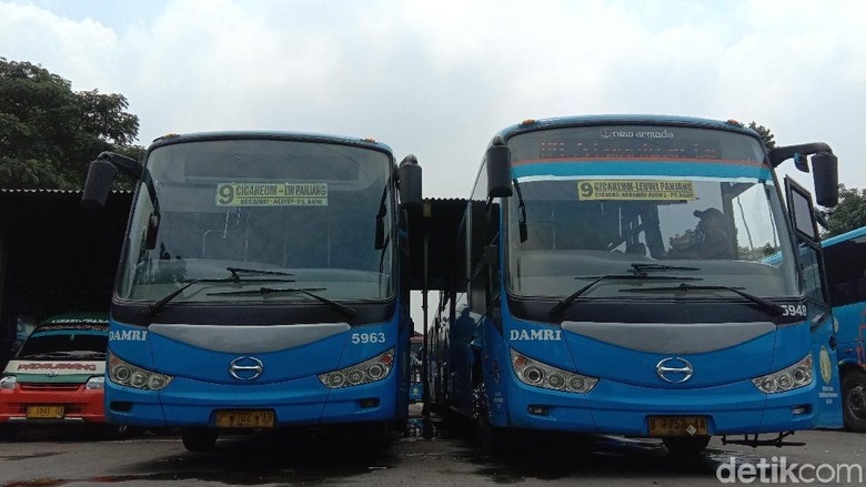 Tarif Tunai TMB Naik Seribu, Pindah ke Nontunai Aja! Tarif Tunai TMB Naik Seribu, Pindah ke Nontunai Aja!