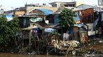 Potret Pemukiman Kumuh di Bantaran Sungai Ciliwung