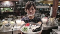 Ada juga es buah yang menggoda ini.