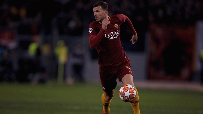 Wonderkid AS Roma Nicolo Zaniolo risih dengan aktivitas ibunya berbagi foto seksi di medsos. (Foto: Getty Images) Wonderkid AS Roma Nicolo Zaniolo risih dengan aktivitas ibunya berbagi foto seksi di medsos. (Foto: Getty Images)