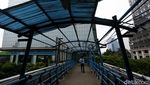 Duh, Begini Penampakan JPO Compang-camping di Kuningan