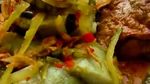 Lontong Sayur Betawi, Sarapan Komplet yang Selalu Bikin Ketagihan
