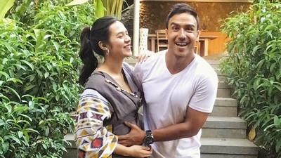 Viral Para Pria Edit Wajah Hamish Daud di Foto Raisa Lahiran, Bikin Ngakak