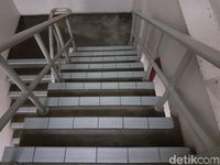 Mencoba Galaxy M20, Jagoan Samsung yang Bikin Panas Tetangga