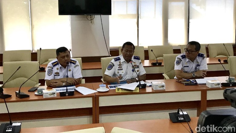 Kemenhub Undang Pakar Kaji Penerapan Larangan Pakai GPS saat Berkendara Kemenhub Undang Pakar Kaji Penerapan Larangan Pakai GPS saat Berkendara