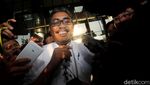 Senyum Kader PKB Usai Diperiksa KPK Soal Suap Taufik Kurniawan