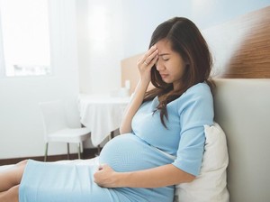 Perihal Sakit Kepala di Awal Kehamilan, Bunda Perlu Tahu