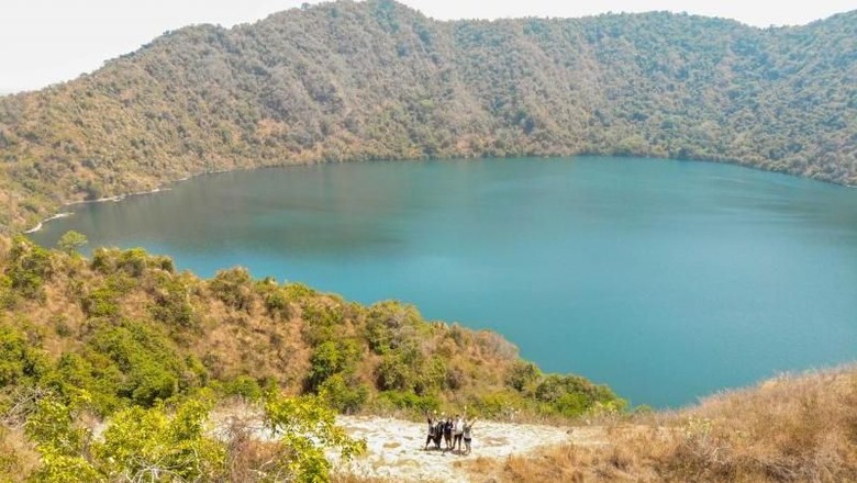 Danau Satonda danau