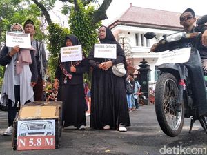 Pengadaan Mobdin Pimpinan DPRD Kota Malang Rp 5,8 M Tuai Demo