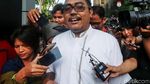 Senyum Kader PKB Usai Diperiksa KPK Soal Suap Taufik Kurniawan