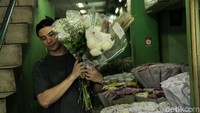 Jika kualitas bunga bagus, pedagang menjualnya dengan harga Rp 90 ribu sampai Rp 150 ribu.