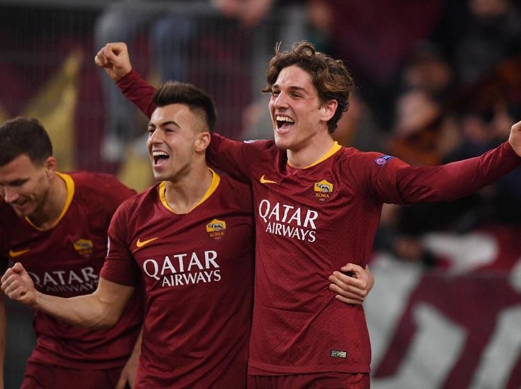 Serigala Roma Menang di Kandang