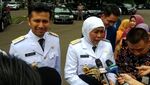 Putih-putih, Khofifah-Emil Semringah Jelang Pelantikan
