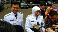 Khofifah dan Emil Dardak berhasil mendapatkan suara mayoritas saat maju dalam kontestasi Pilgub Jawa Timur 2018 lalu. Keduanya pun akan dilantik oleh Presiden Joko Widodo pada hari Rabu (13/2/2019) sebagai Gubernur dan Wakil Gubernur Jawa Timur di Istana Negara.