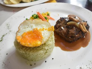 Siang Ini Enaknya Makan Butter Rice Gurih di 5 Tempat Ini