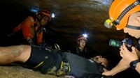 Misi di episode itu adalah menyelamatkan korban yang terjebak di titik 700-800 meter di dalam gua (My Trip My Adventure)