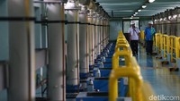 Proses lanjutannya adalah, air masuk kepenampungan lainnya dan difilter dan pada akhirnya, air bisa masuk ke pipa distribusi untuk disalurkan ke berbagai tempat.