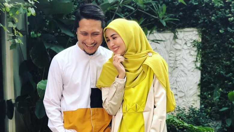 Tren Hijrah yang Diperdebatkan Tren Hijrah yang Diperdebatkan