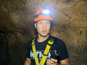 My Trip My Adventure: Survival di Gua Sipahang