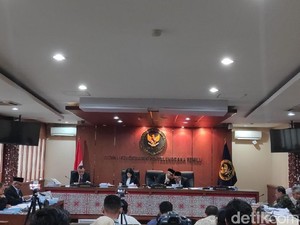 Ikuti Acara PDIP, Anggota Bawaslu Tegal Disanksi Peringatan Keras