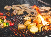 5 Resep Bumbu Bakaran Acara Malam Tahun Baru untuk Olesan Sosis-Frozen Food