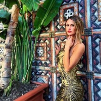 Sehari setelah ia mengunggah foto bersama Lee, Brittany mengeluarkan permintaan maaf di Twitter. Meskipun tidak terlalu detail menyebut soal postingan fotonya yang dipermasalahkan, tetapi tak sedikit netizen percaya bahwa tweetnya itu merujuk pada foto di Instagram yang kontroversial. Foto: Instagram