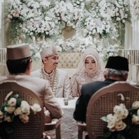 Novel Danur sukses difilmkan pada tahun 2017. Sejak saat itu pula, sosok Risa dan teman-teman gaibnya seperti Peter, Hans, William, Hendrick, dan Janshen semakin populer.  Foto: Mezzo Photo / Instagram @mezzophotoupdate