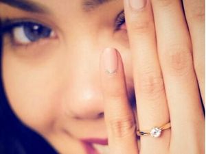 Pria Inikah yang Berhasil Meluluhkan Hati Rina Nose?
