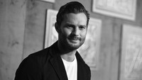Jamie Dornan yang menjadi lawan main Dakota Johnson di film yang sama juga meminta stuntman menggantikannya sebagai Christian Grey. Foto: Getty Images