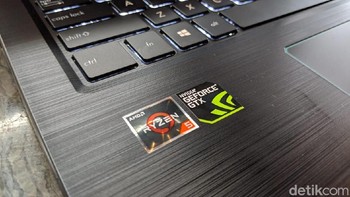 Paling menarik laptop ini menggabungkan CPU AMD dan GPU Nvidia. (Foto: detikINET/Adi Fida Rahman)