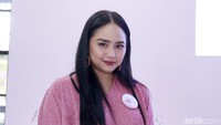 Bagaimana, menurut Anda penampilan Gita Gutawa saat ini? Pool/Palevi S/detikFoto.