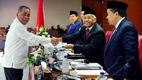 Pemerintah dan DPR sepakat mengesahkan RUU tentang Pengesahan Persetujuan antara Pemerintah Republik Indonesia dan Pemerintah Republik Belarus soal Kerja Sama Industri Pertahanan untuk disahkan menjadi undang-undang.