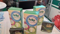 Nggak kalah sama produk luar negeri, kondom ini juga punya elastisitas yang patut diancungi jempol! Jadi, jangan ragu lagi kalau mau beli produk dalam negeri ya. (foto: detikHealth)