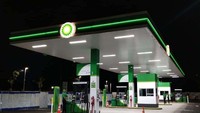 SPBU tersebut menawarkan bahan bakar inovatif BP dengan ACTIVE technology. Pool/BP AKR Fuels Ritel.