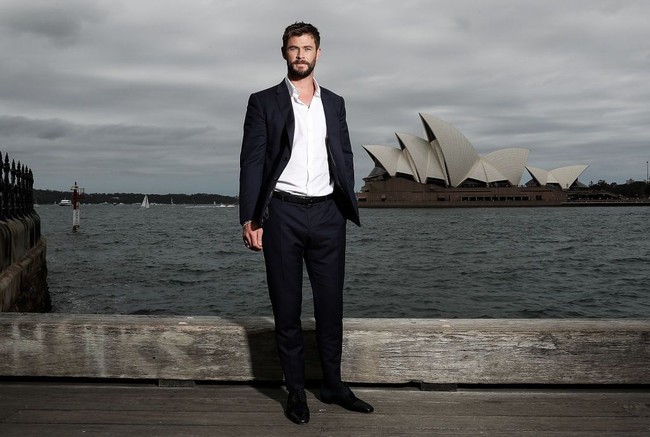 Tidak ada yang bisa mengabaikan keseksian pria Australia. Pria Australia biasanya tidak curang, mereka kemungkinan besar tidak akan pernah menipu. Mereka juga akan melindungi wanita dari berbagai gangguan. Pria Australia suka bersenang-senang dan memiliki selera humor yang santai, banyak yang senang berada di dekat mereka. Hal lain, pria Australia sangat menikmati hidup dan menganggap santai masalah yang ada dalam hidup. Foto: Getty Images