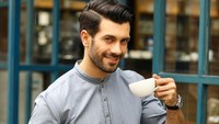 Ladies, yuk kenalan dengan Shahzad Noor, aktor juga model asal Pakistan. (shahzad_noor/Instagram)