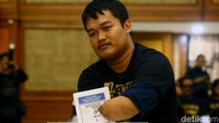 KPU bersama Kementerian Sosial menggelar simulasi Pemilu bagi para penyandang disabilitas di Jakarta, Kamis (14/2/2019).