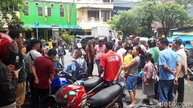 Buaya muncul di dekat Ambon Plaza