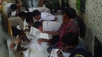 Bolos Sekolah 20 Pelajar Dirazia Saat Asyik Main Game Di Warnet