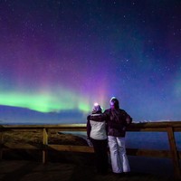 Islandia merupakan salah satu negara yang paling feminis. Tahun 2010 undang-undang melarang hubungan seks secara online disahkan dengan alasan demi meningkatkan populasi wanita. Masayarakat Islandia sangat kuat, bahagia, dan sehat. Pria Islandia juga umumnya tak terlalu mempedulikan fisik wanita. Foto: iStock