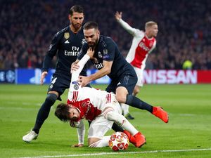 Lebih Waspadai Ajax di Babak Kedua, Madrid