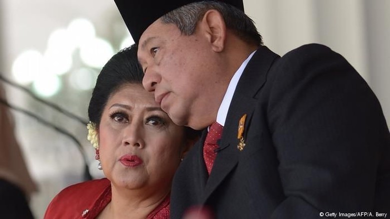 Ani Yudhoyono dan SBY/ Foto: AFP Ani Yudhoyono dan SBY/ Foto: AFP