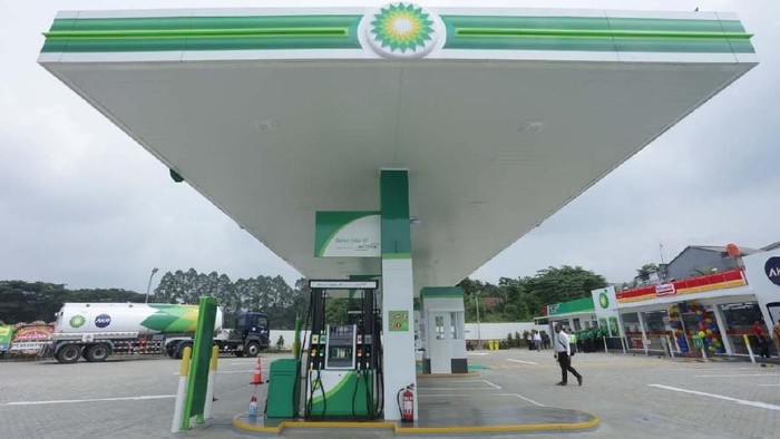 BP AKR Fuels Retail mengumumkan bahwa empat SPBU pertama mereka di Indonesia kini telah dibuka. Begini kondisi SPBU milik BP AKR Fuels Retail.