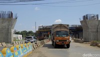 Sementara, pengadaan lahan yang ditanggung pemerintah ialah Rp 4,61 triliun. Di mana, pengadaan lahan yang sudah terealisasi menggunakan dana talangan perusahaan sebesar Rp 2,43 triliun.