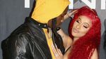 Rayakan Valentine, Cardi B Seksi Abis