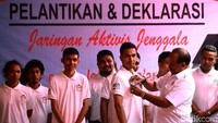 Deklarasi dan pelantikan itu dihadiri oleh pengurus Jenggala Center sekaligus Sekjen Harley Davidson Club Indonesia Pusat, Pieter Wattimena.
