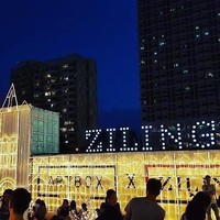 Zilingo pun diluncurkan pada 2015. Sejak awal, Ankiti berharap bisa membantu brand-brand kecil melalui situsnya agar mereka bisa bersaing dengan retailer global, seperti Zara memalui kerjasama B2B. (Foto: Instagram @ankitibose)