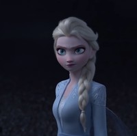Elsa dari Frozen menduduki nomor 9. Sebanyak 46 persen responden menilai dia bisa jadi role model untuk remaja putri. Elsa mengajarkan agar kita bisa mengalahkan ketakutan dalam diri sendiri untuk jadi lebih kuat. Untuk jadi diri sendiri dan percaya kemampuan sendiri. Foto: Dok. YouTube/Disney
