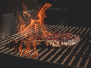 Makanan yang Dibakar Bisa Sebabkan Kanker, Mitos atau Fakta?