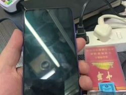 Mengintip Wujud Xiaomi Mi 9 yang Akan Rilis Bulan Ini